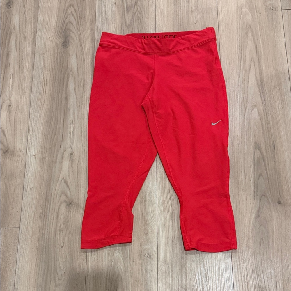Nike Women's Reddish/Pink Leggings